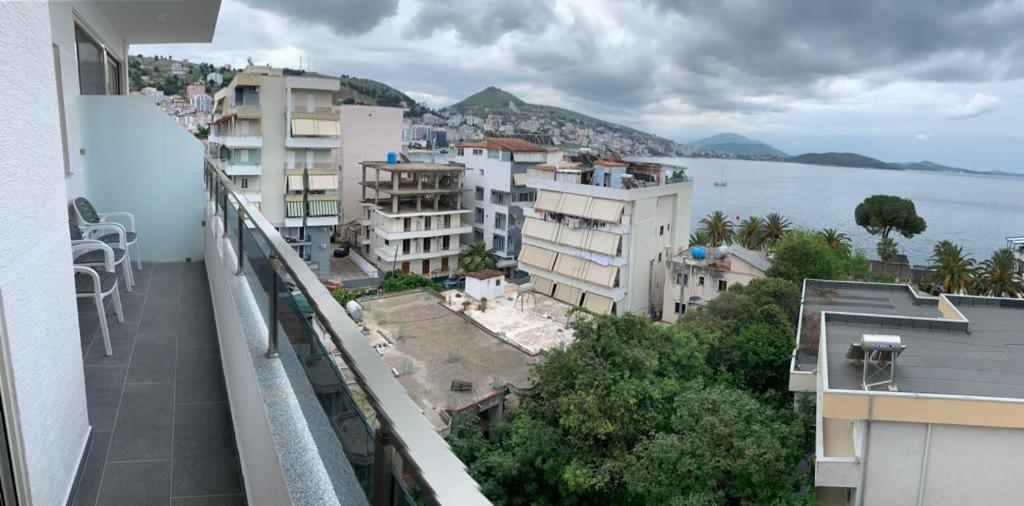 Delfin Apartments Sarandë Exterior foto