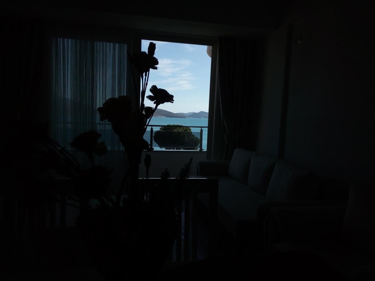 Delfin Apartments Sarandë Exterior foto