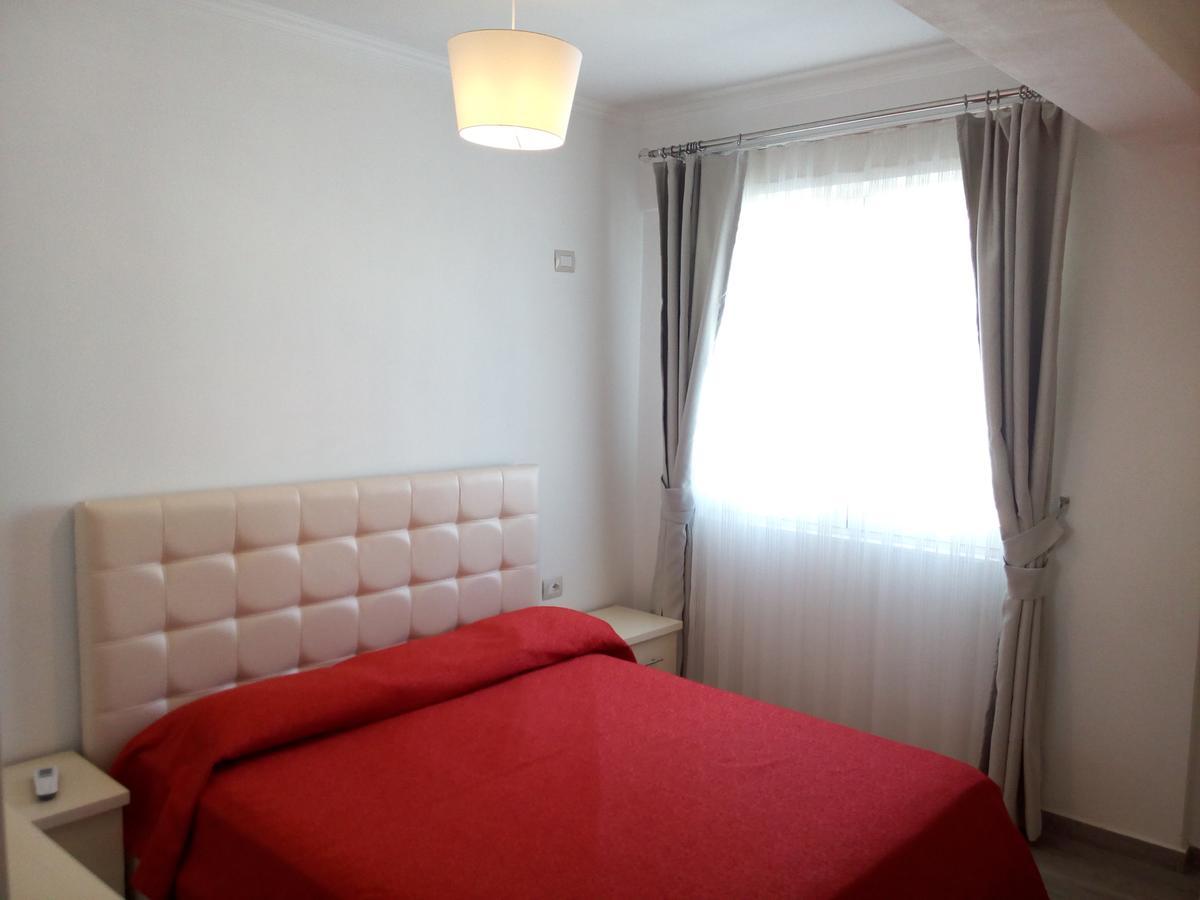 Delfin Apartments Sarandë Exterior foto