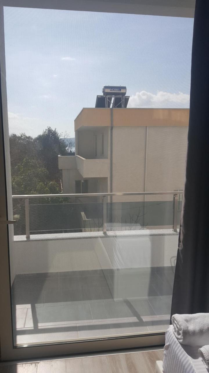 Delfin Apartments Sarandë Exterior foto